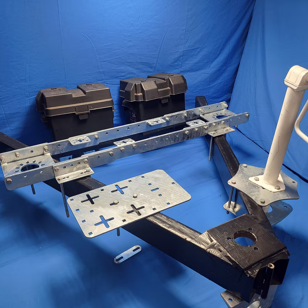 Side Arms (2) - Image 3